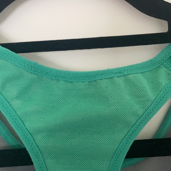 Nike Dri-Fit Low Impact Sports Bra in Green - Women’s Medium - Picture 3 of 4